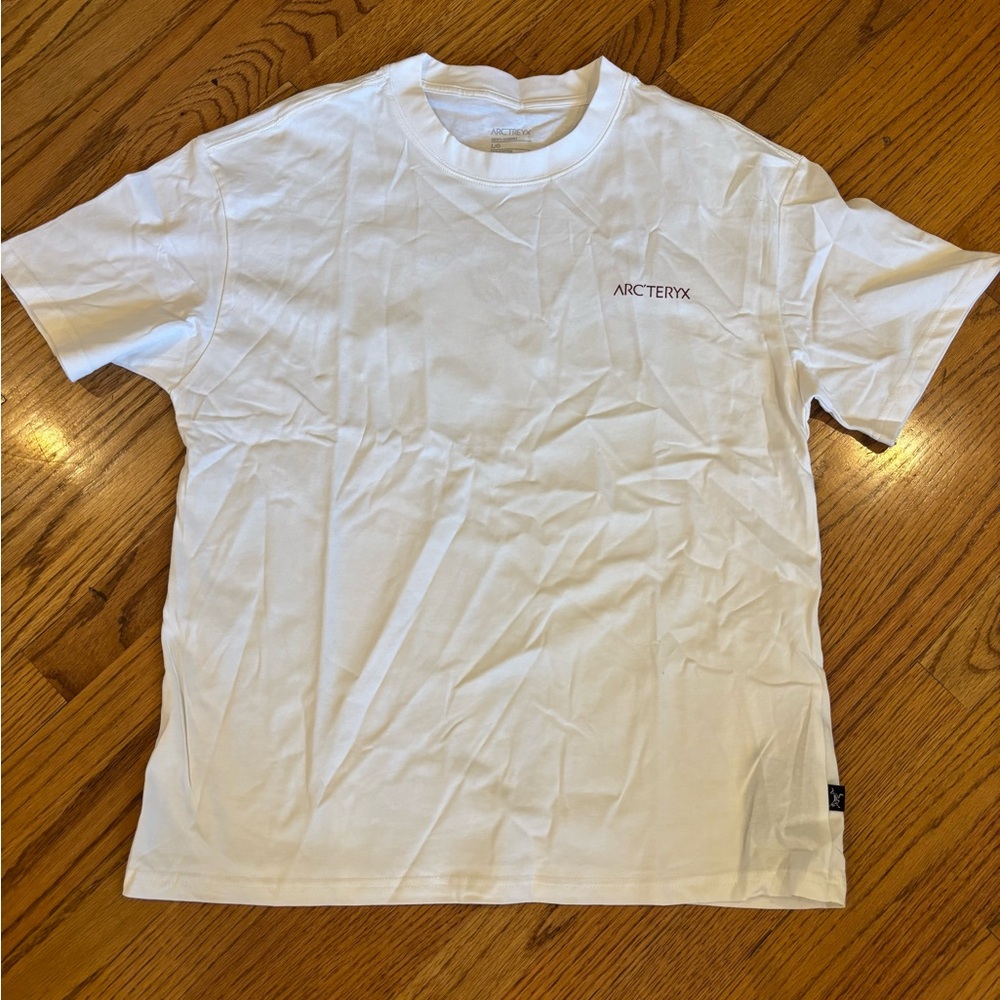 Arc'teryx Men's White T-Shirt